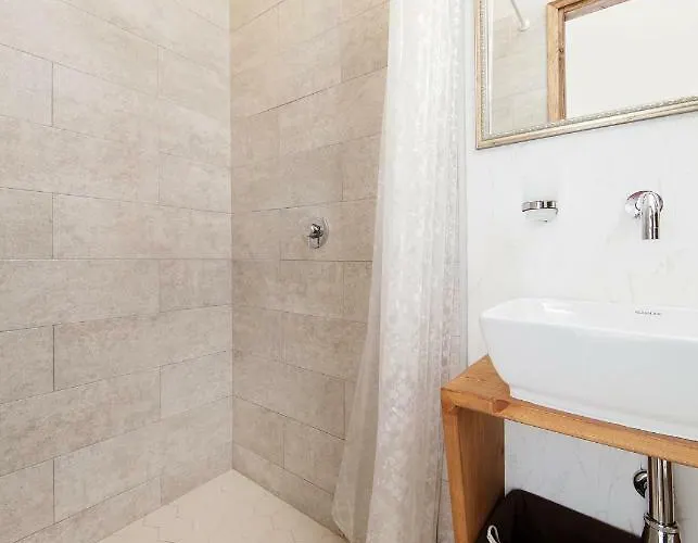 公寓 Cute Apartment, Next To Old Town, With Free Parking